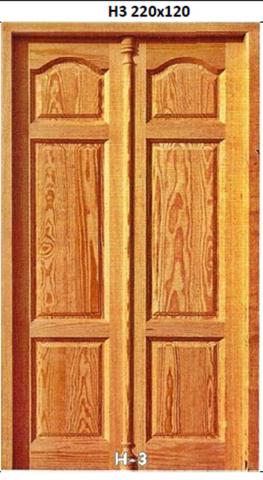 puerta de calle de madera 